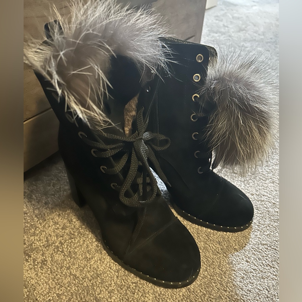 New Bo Navi Fur Lined Ankle Boots 40/9